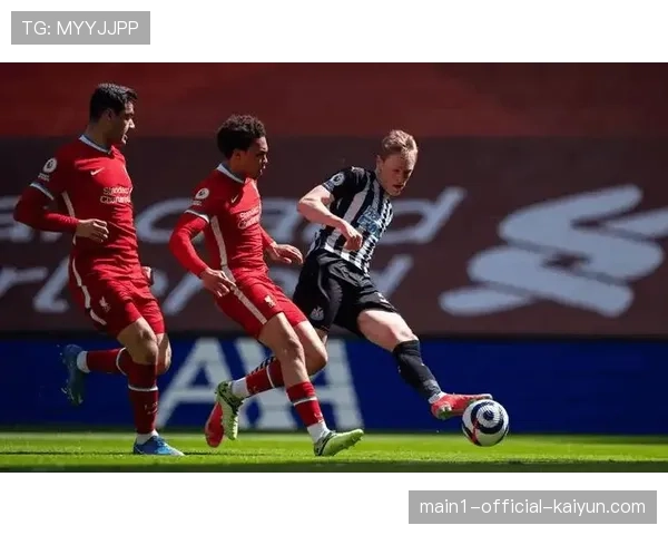 诺丁汉森林四名后卫伤停 防守端面临严峻考验